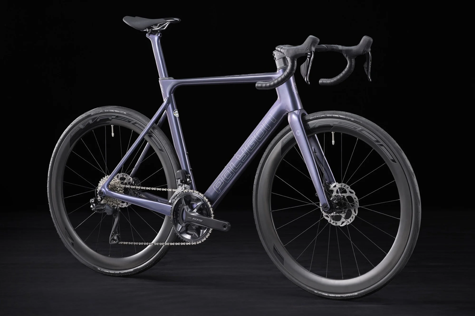 Polygon Helios A7X - 105 Di2 Carbon Road Bike - Image 5