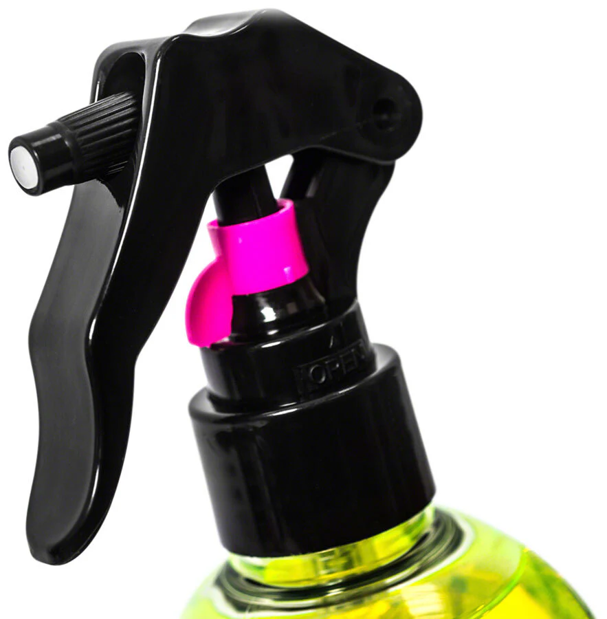 Muc-Off Drivetrain Cleaner: 500ml Spray Bottle - Image 3