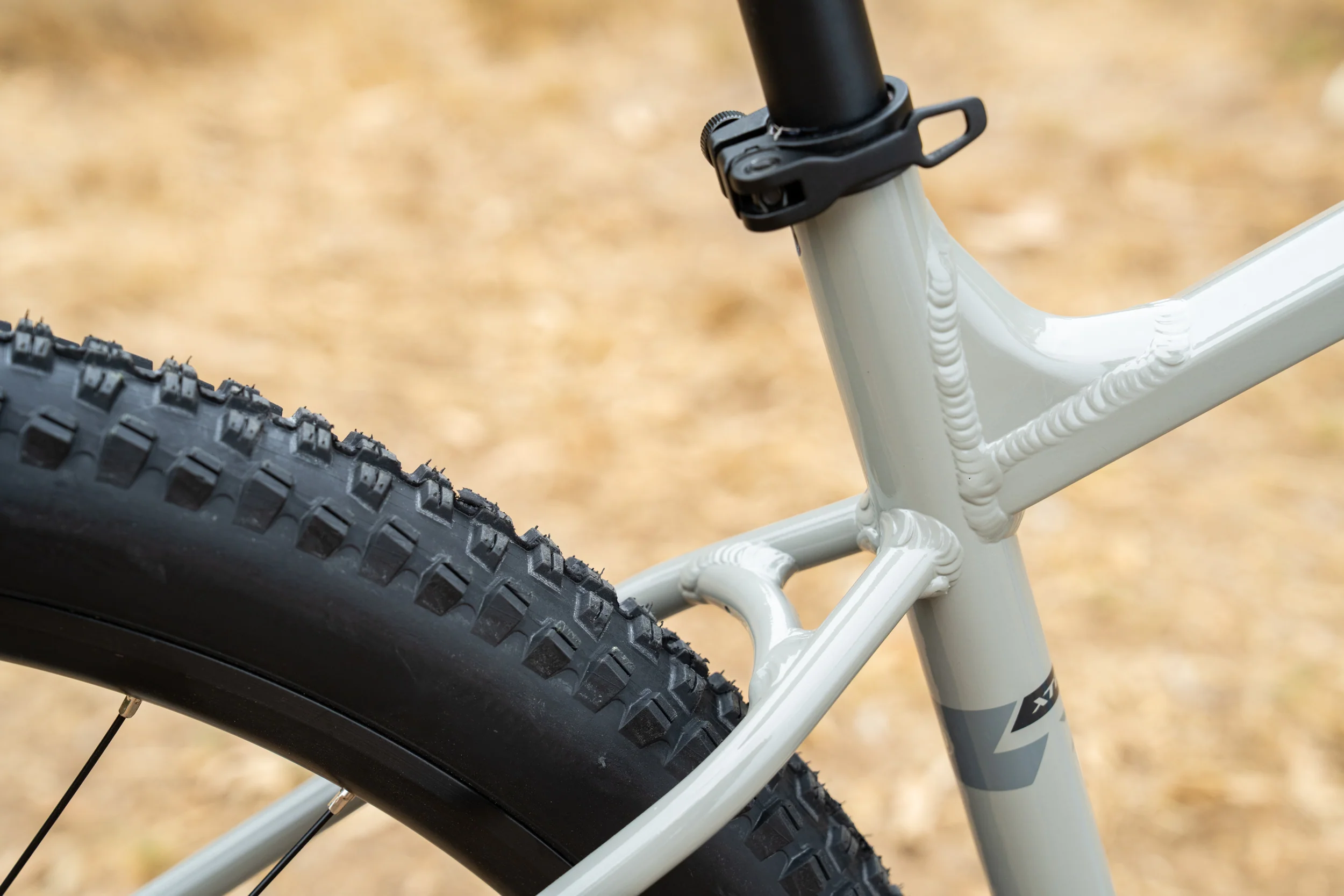 Polygon Xtrada 7 - Mountain Bike - Image 16